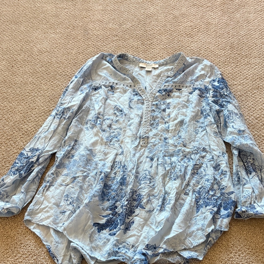 Vintage America Blue and White Women's Top